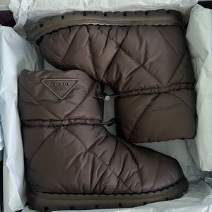Prada snow moon boots nylon